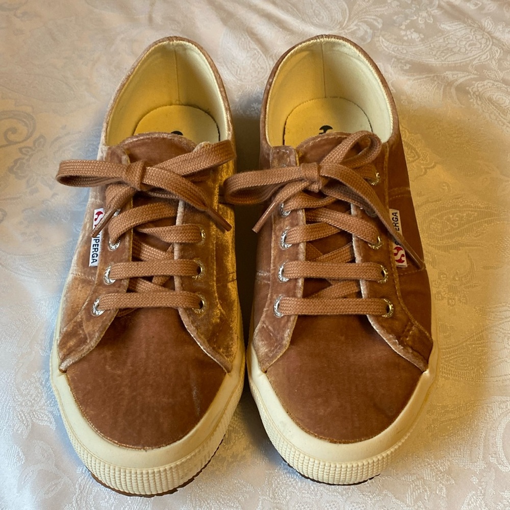 Superga, Size 7.5, velvet sneaker
